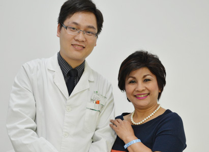 Risma Idawaty Saragih and Her Attending Doctor Yao