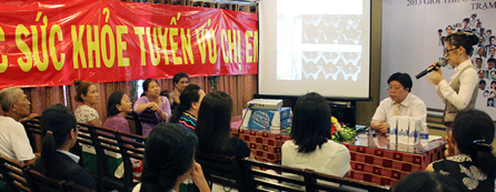 Yêu bản thân, nâng niu bầu ngực